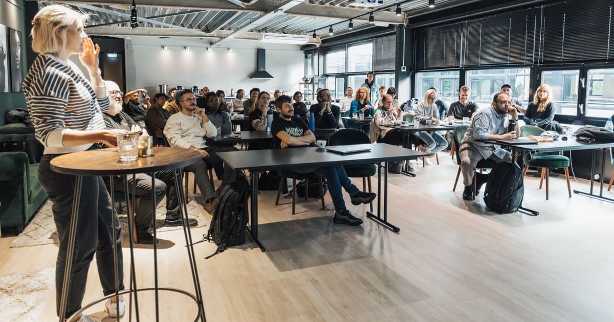 Digital Demand Generation vs Lead Generation: What's the Difference?